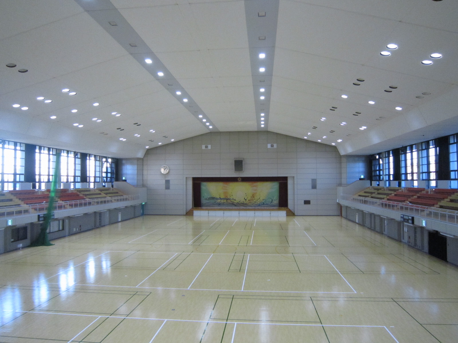 吉田町総合体育館の写真2