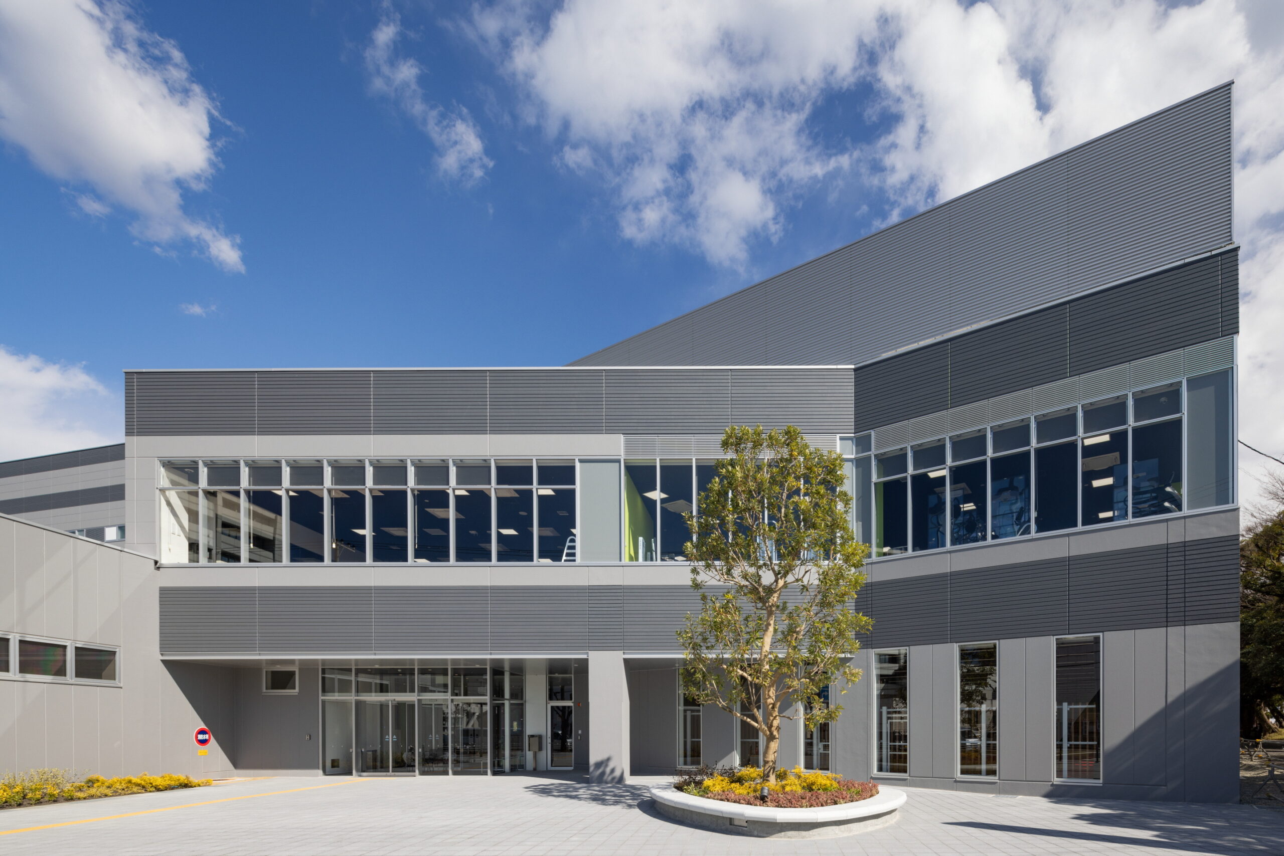 沼津市総合体育館の写真1