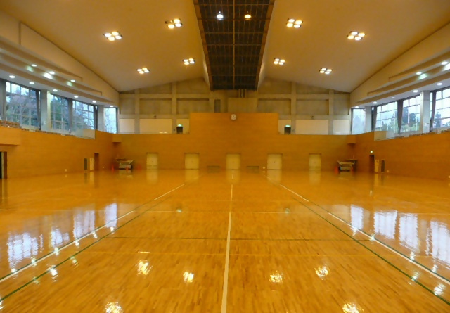 小山町総合体育館の写真2