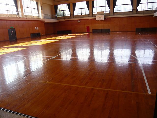 大仁体育館の写真2