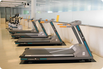 月見の里学遊館内運動施設（水玉プール）の写真3