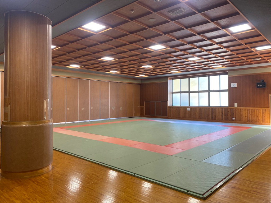 磐田市総合体育館の写真1